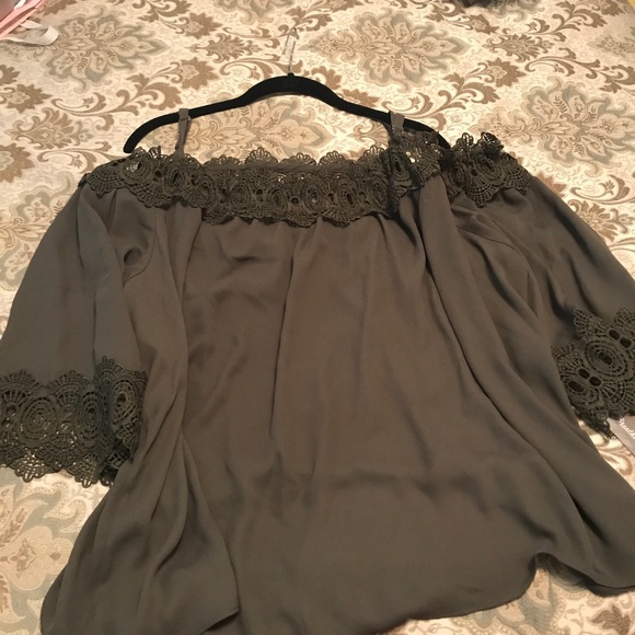 Breathless Tops - BN Breathless off the shoulder top, green, 3X Breathless Tops - BN Breathless off the shoulder top, green, 3X